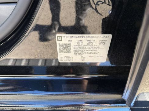 Used 2018 Chevrolet Silverado 1500 LT w/ LT Eassist Package AWD/4WD image 35