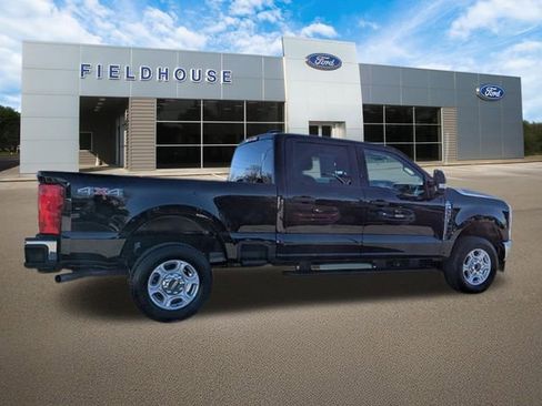 Used 2025 Ford F250 XLT image 11