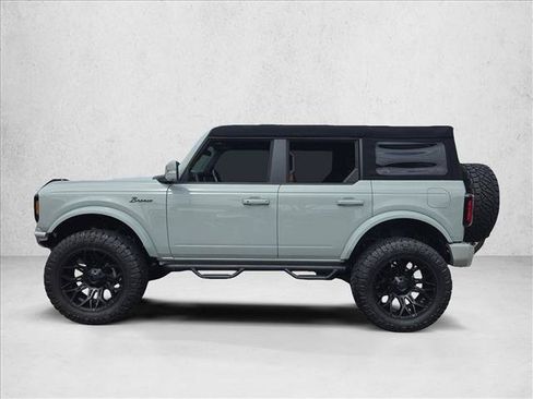 Used 2024 Ford Bronco Outer Banks AWD/4WD image 8