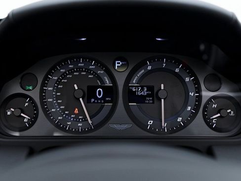 Used 2016 Aston Martin DB9 GT RWD image 77