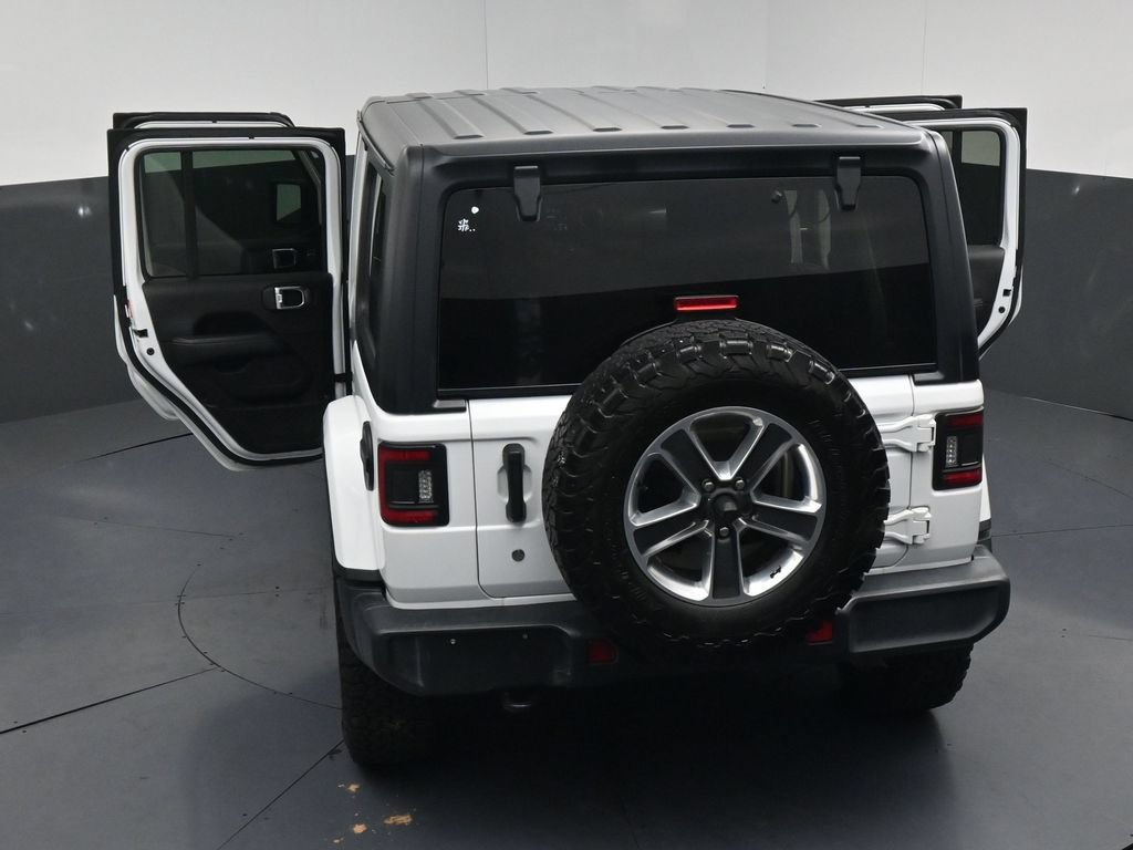Used 2019 Jeep Wrangler Unlimited Sahara AWD/4WD image 24