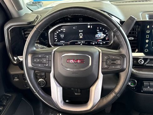 Used 2025 GMC Sierra 1500 SLT AWD/4WD image 14