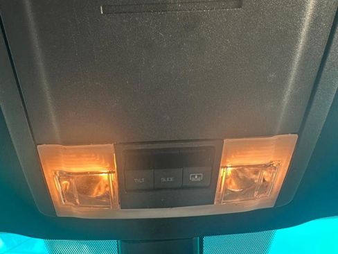 Used 2016 Ford Explorer Limited w/ Equipment Group 301A AWD/4WD image 39