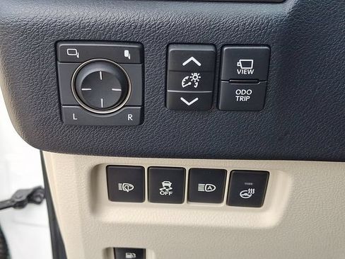 Used 2022 Lexus GX 460 Luxury AWD/4WD image 15