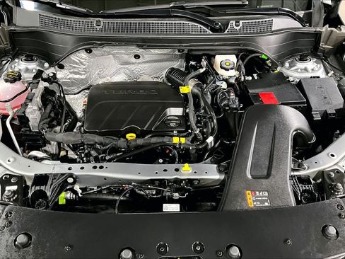 Used 2026 Chevrolet Trax LS FWD image 32