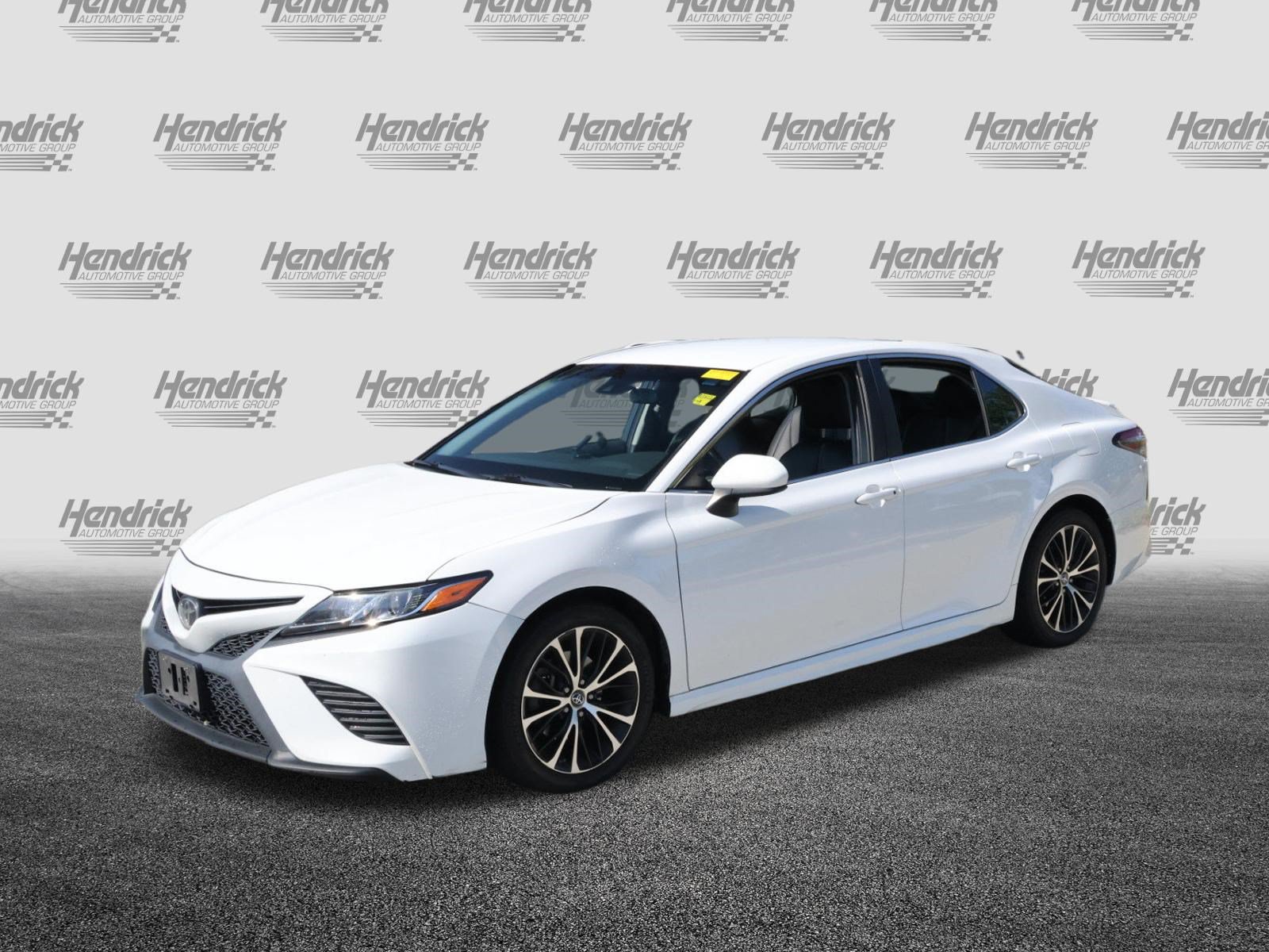 Used 2018 Toyota Camry SE FWD image 5