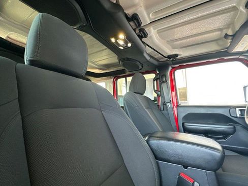 Used 2021 Jeep Wrangler Unlimited Sport AWD/4WD image 17
