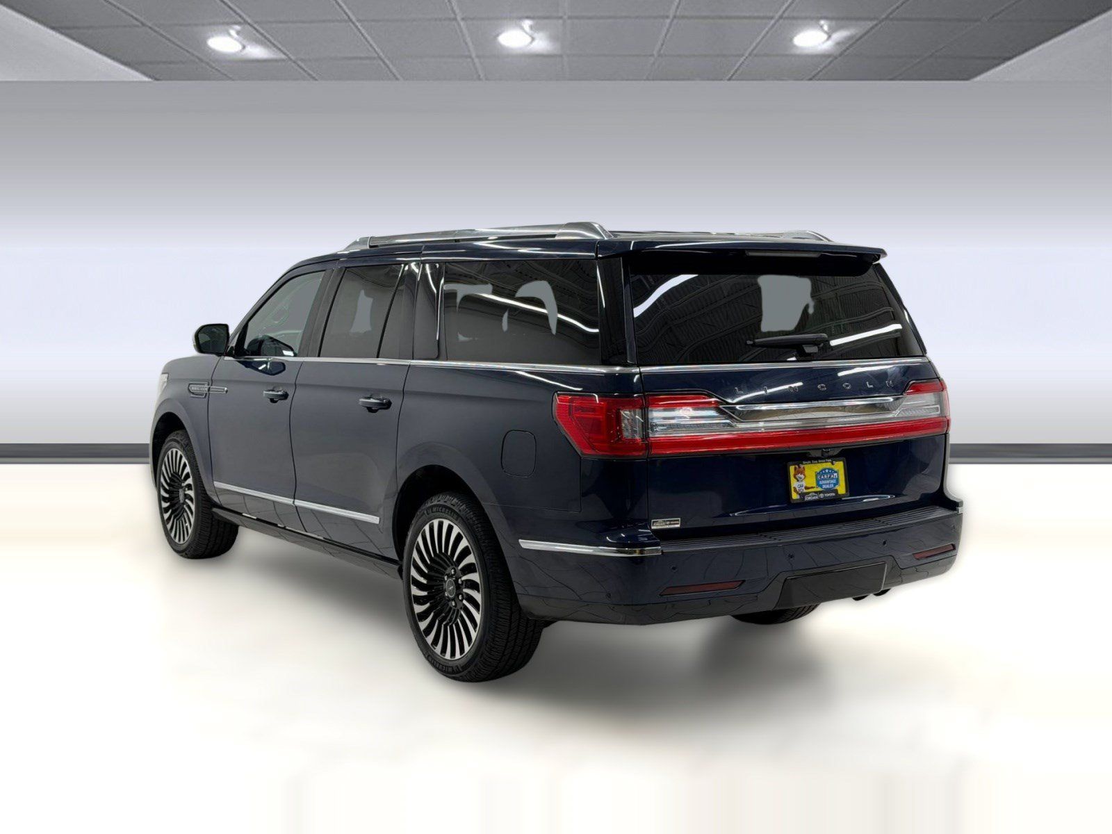 Used 2020 Lincoln Navigator L Black Label AWD/4WD image 2