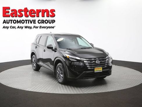 Used 2024 Nissan Rogue S AWD/4WD image 50