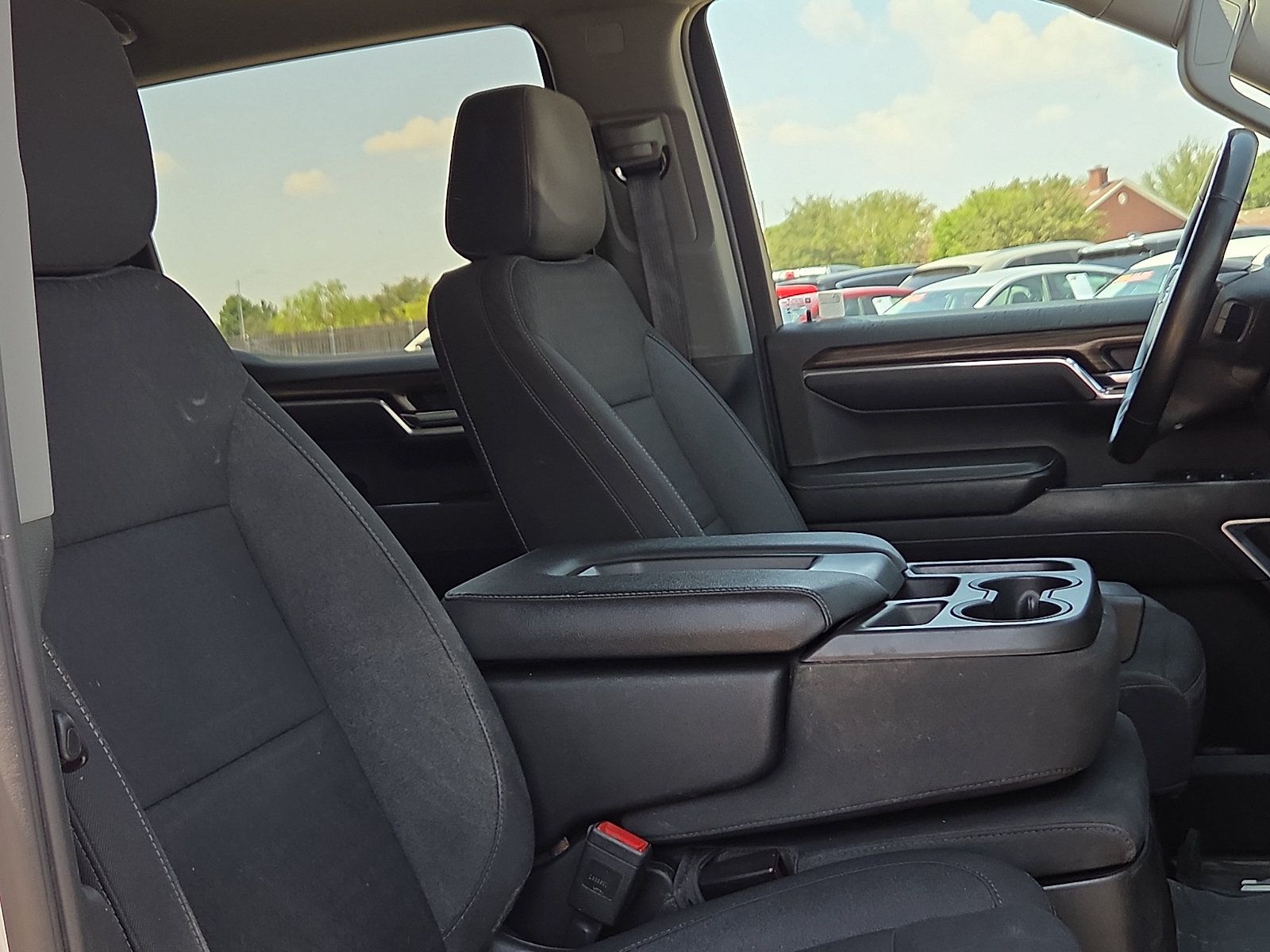 Used 2023 Chevrolet Silverado 1500 LT Trail Boss w/ Protection Package AWD/4WD image 13