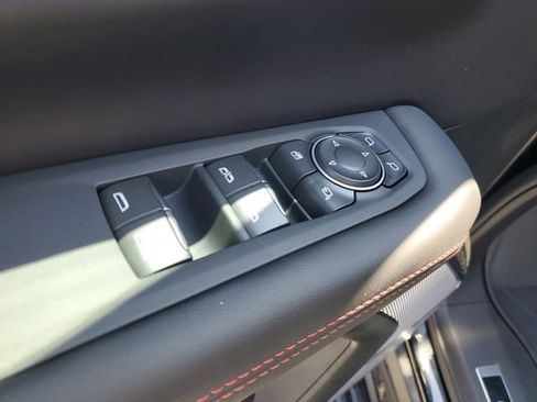 Used 2025 GMC Yukon XL AT4 Ultimate w/ LPO, Floor Liner Package AWD/4WD image 9