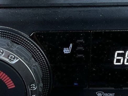 Used 2025 Toyota Tacoma TRD Off-Road image 22