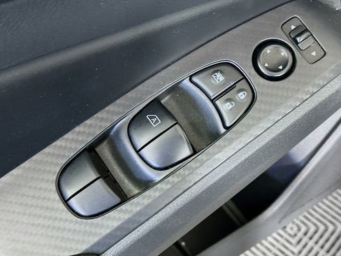 Used 2024 Nissan Altima 2.5 S image 19