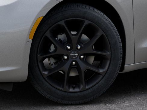 New 2026 Chrysler Pacifica Limited w/ S Appearance Package FWD image 38