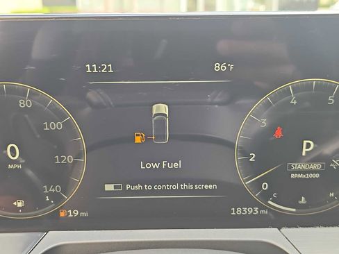 Certified 2025 INFINITI QX80 Sensory image 24