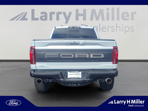 Used 2025 Ford F150 Raptor image 4