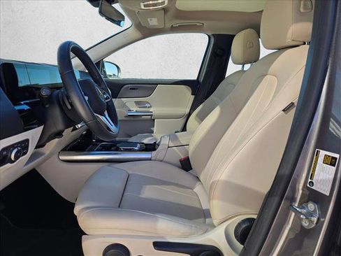 Used 2022 Mercedes-Benz GLA 250 image 14