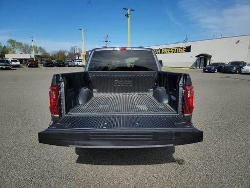 Used 2024 Ford F150 XLT AWD/4WD image 33