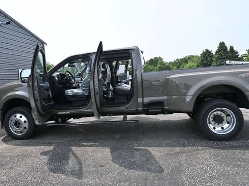 New 2026 Ford F450 Lariat w/ Lariat Ultimate Package AWD/4WD image 53