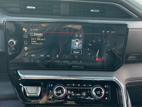 Used 2023 GMC Sierra 1500 Denali w/ Denali Reserve Package AWD/4WD image 27