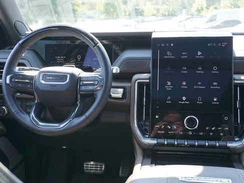 Used 2026 GMC Yukon XL Denali Ultimate AWD/4WD image 31