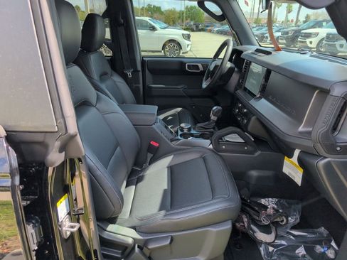 New 2026 Ford Bronco Badlands AWD/4WD image 12
