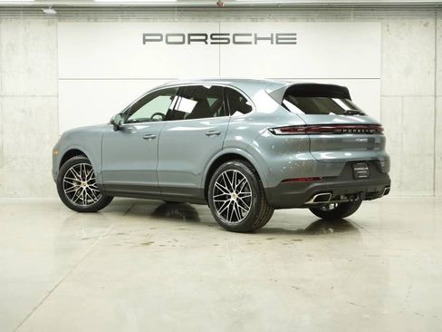 New 2026 Porsche Cayenne AWD/4WD image 3