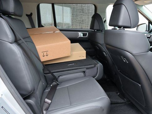 New 2026 Hyundai Santa Fe SEL image 13