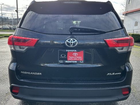 Certified 2018 Toyota Highlander XLE image 6