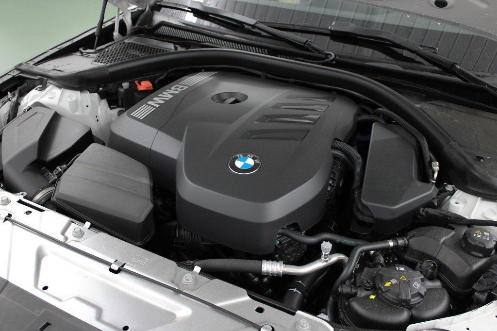 Used 2026 BMW 330i Sedan w/ Convenience Package RWD image 44