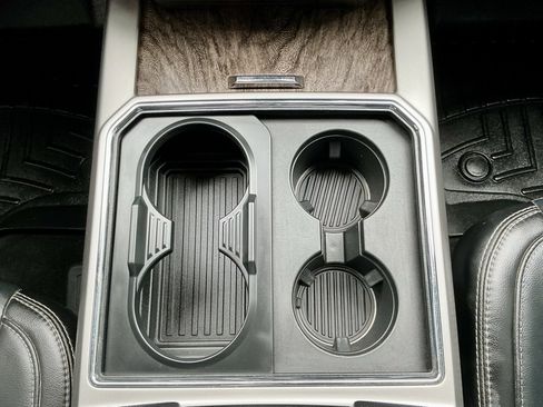 Used 2019 Ford F350 Lariat w/ Lariat Ultimate Package image 36