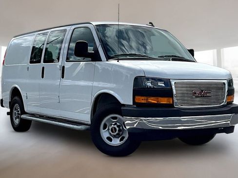 Used 2024 GMC Savana 2500 w/ Driver Convenience Package RWD image 1