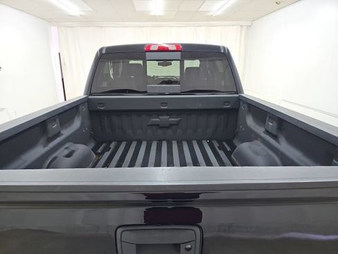 Used 2018 Chevrolet Silverado 1500 LTZ Z71 w/ Redline Edition AWD/4WD image 16