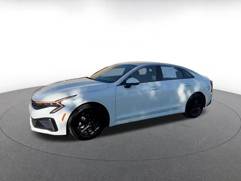 Used 2025 Kia K5 LXS FWD image 8