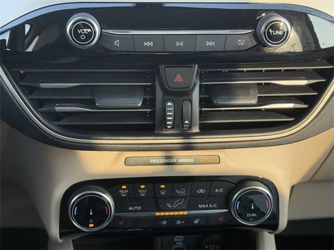 Certified 2022 Ford Escape SEL image 11