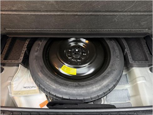 Used 2024 Hyundai Tucson SEL image 16