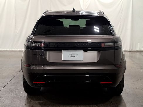 New 2026 Land Rover Range Rover Velar Dynamic SE image 8