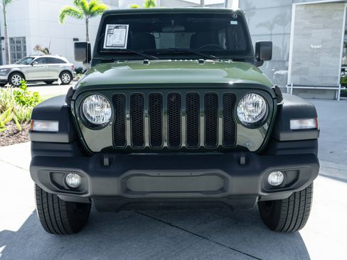 Used 2021 Jeep Wrangler Unlimited Sport image 4