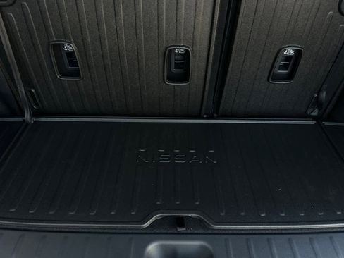 New 2025 Nissan Pathfinder Platinum image 19