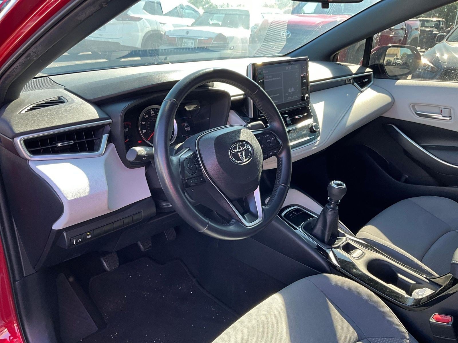 Used 2021 Toyota Corolla SE FWD image 16
