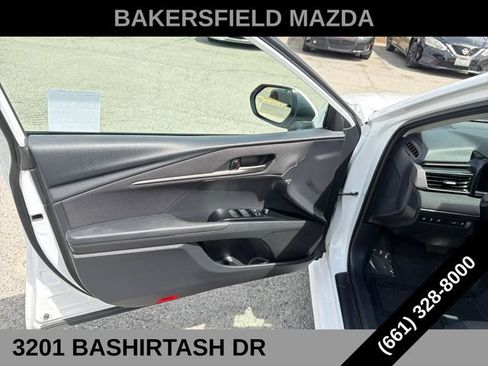 Used 2025 Toyota Camry LE w/ Convenience Package FWD image 11