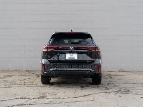 New 2026 Volkswagen Tiguan SE R-Line image 5