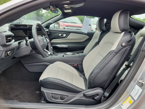 Used 2026 Ford Mustang Premium RWD image 11