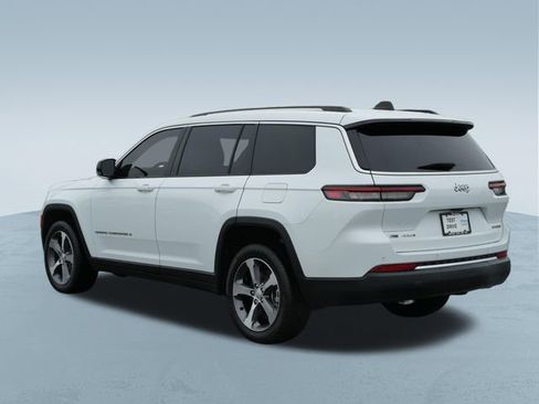 Used 2023 Jeep Grand Cherokee L Limited AWD/4WD image 6