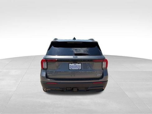 Used 2026 Ford Explorer ST-Line AWD/4WD image 9