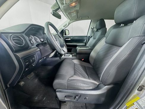 Used 2016 Toyota Tundra SR5 w/ SR5 Upgrade Package image 24