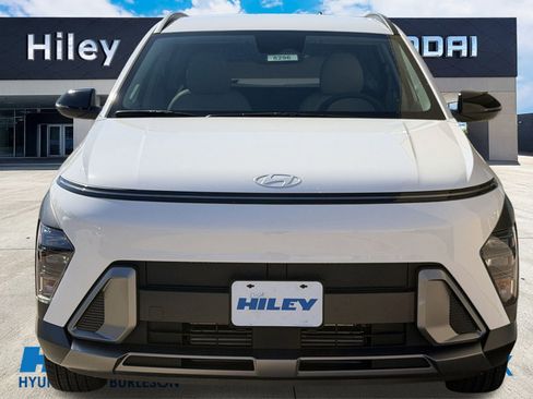 Used 2026 Hyundai Kona SEL Premium image 7