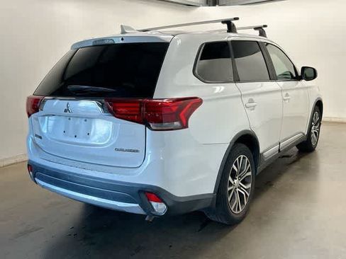 Used 2017 Mitsubishi Outlander ES FWD image 21