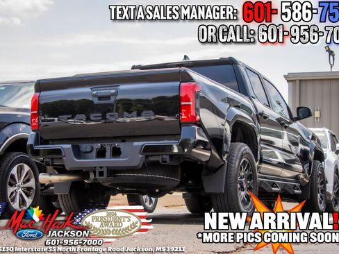 Used 2024 Toyota Tacoma SR5 RWD image 1