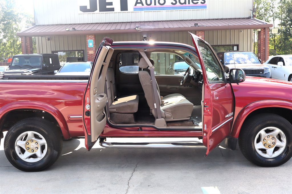 Used 2000 Toyota Tundra Limited RWD image 29